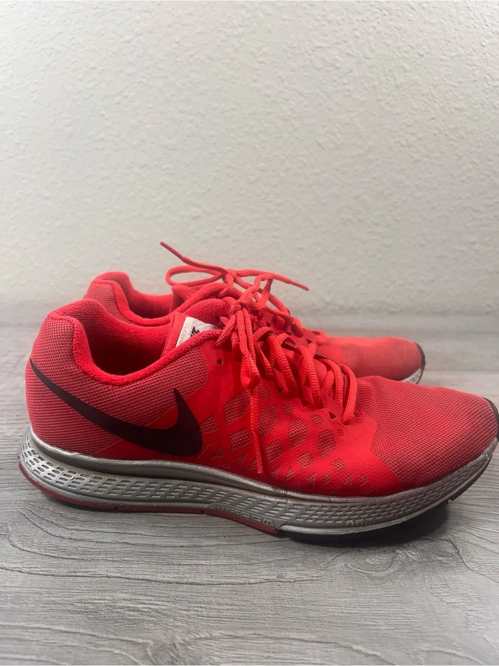 Nike Zoom Pegasus Red and Black Men's Running Shoes Size9.5